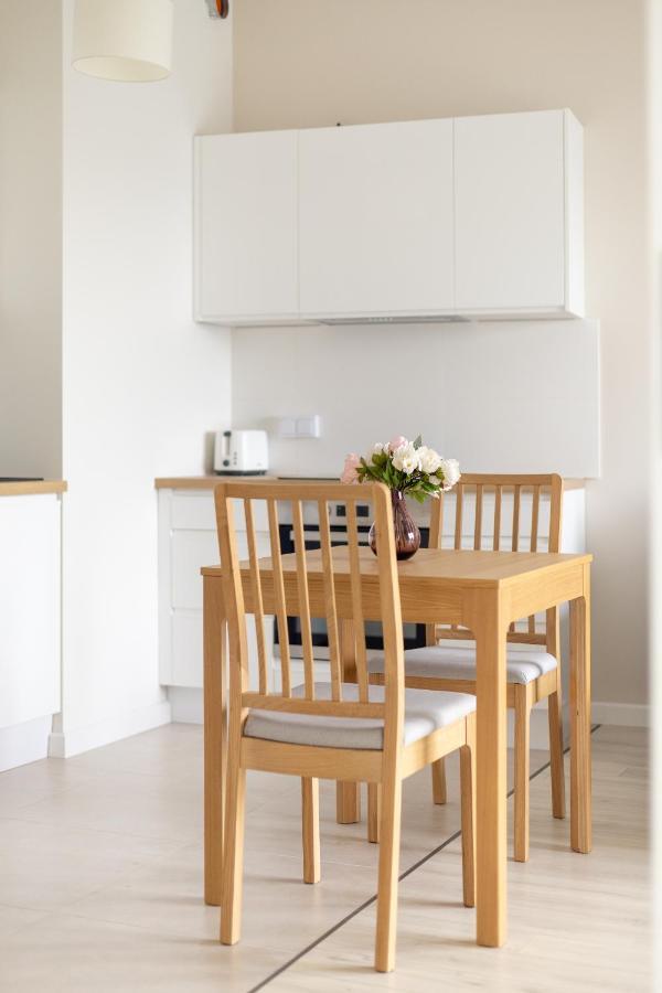 ורשה Wola Chic Blue Apartment מראה חיצוני תמונה