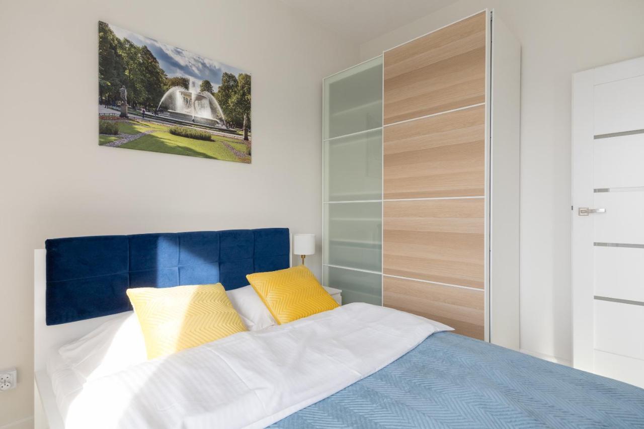 ורשה Wola Chic Blue Apartment מראה חיצוני תמונה